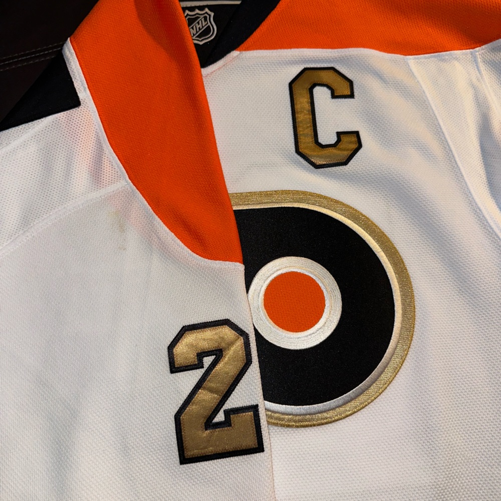 Reebok Philadelphia Flyers Claude Giroux NHL Jersey S